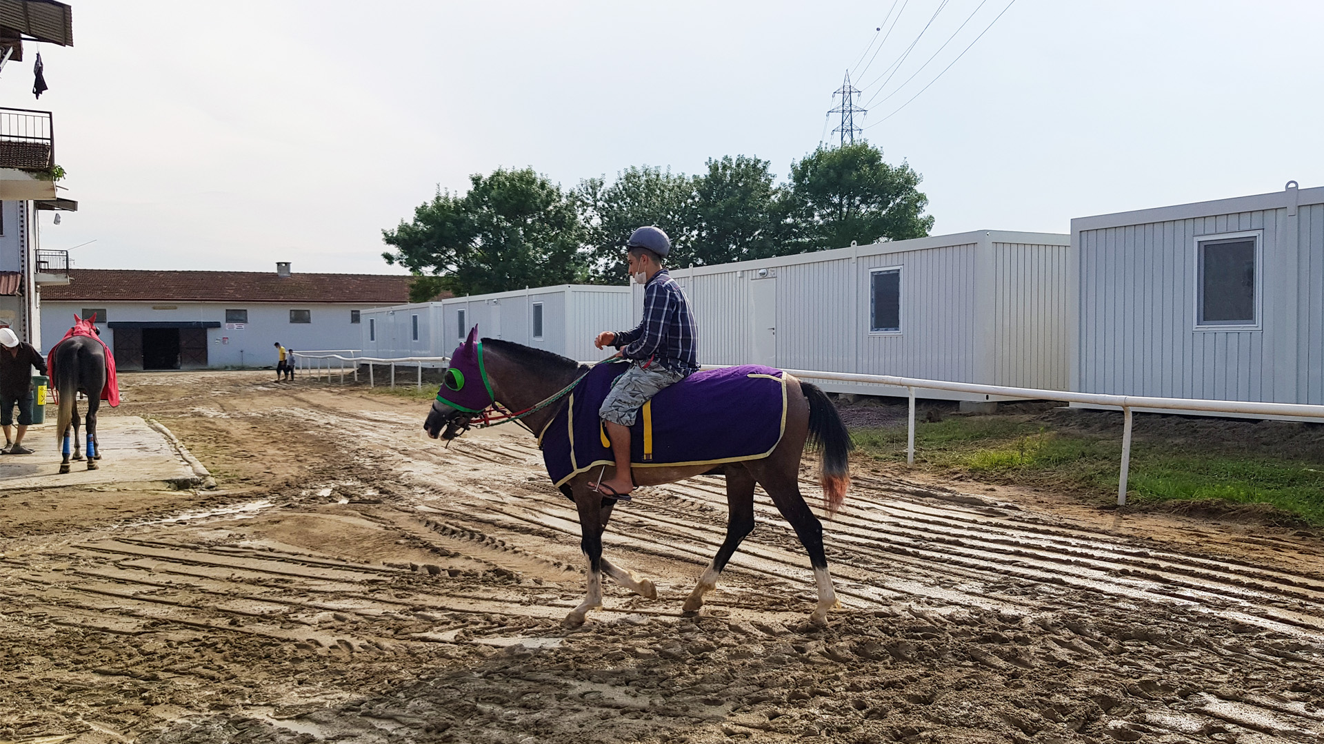 Prefabricated Accommodation and Canteen Containers for Jockey Club